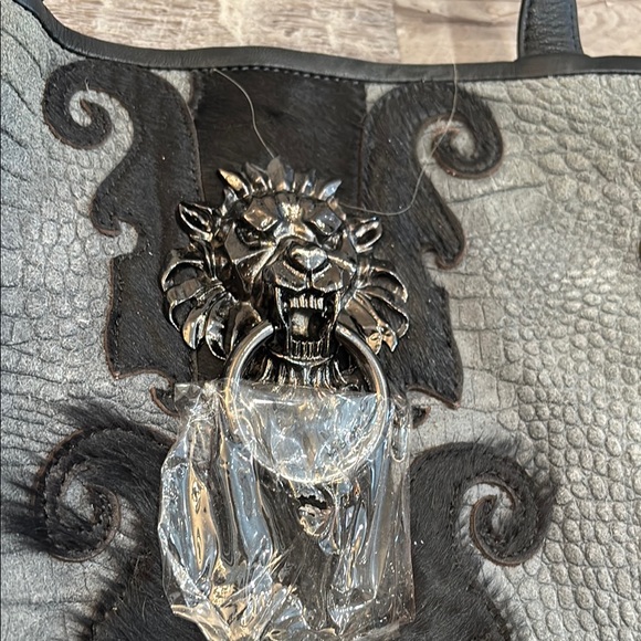 Sharif Gray and Black Lion Door Knocker Shoulder Bag with Ornate Design - Picture 2 of 9